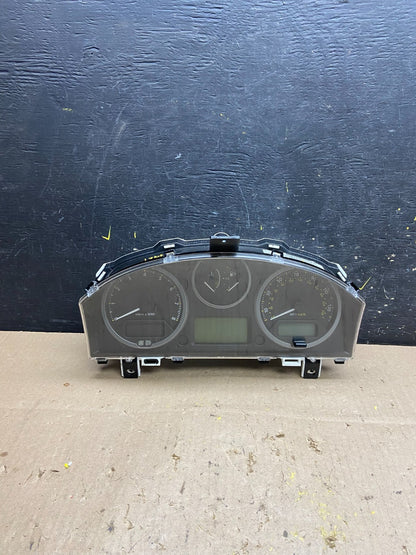 2008 2010 Land Rover LR2 Speedometer Cluster Gauge OEM U4961 DG0