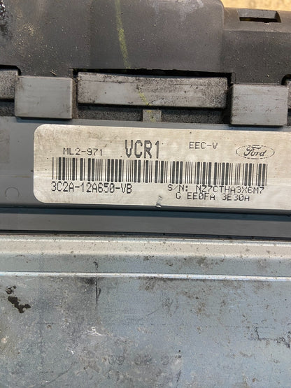 2003  Ford E250 E350 4.2L Engine Control ECU ECM Computer Module y4240 DG4