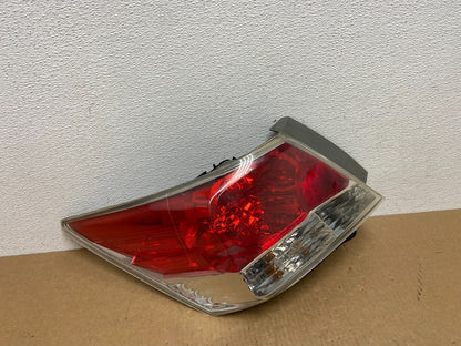 2008 to 2012 Honda Accord Sedan Tail light Left Driver LH Side AC1131 DW0