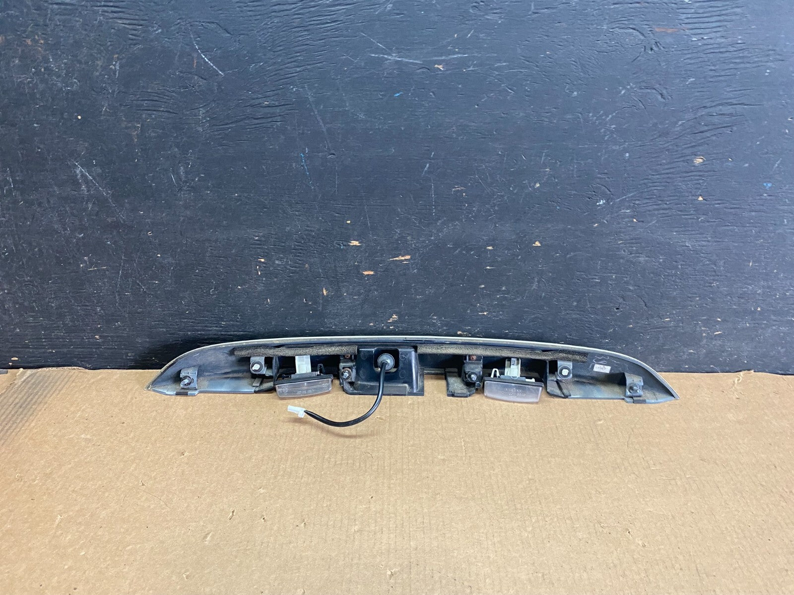 2015 to 2018 Nissan Murano Rear Right Side Liftgate Spoiler Molding OEM N89954