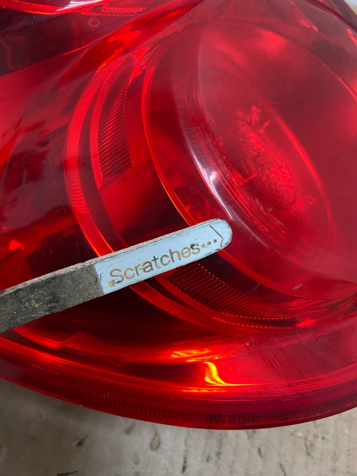 2010 to 2015 Chevrolet Equinox Left Driver Lh Side Tail Light AI5452 LK3