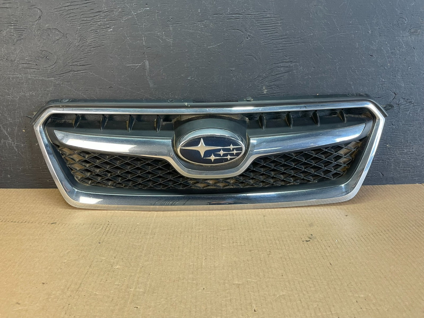 2013 2014 2015 Subaru XV Crosstrek Front Upper Grill Grille af3754 DG0