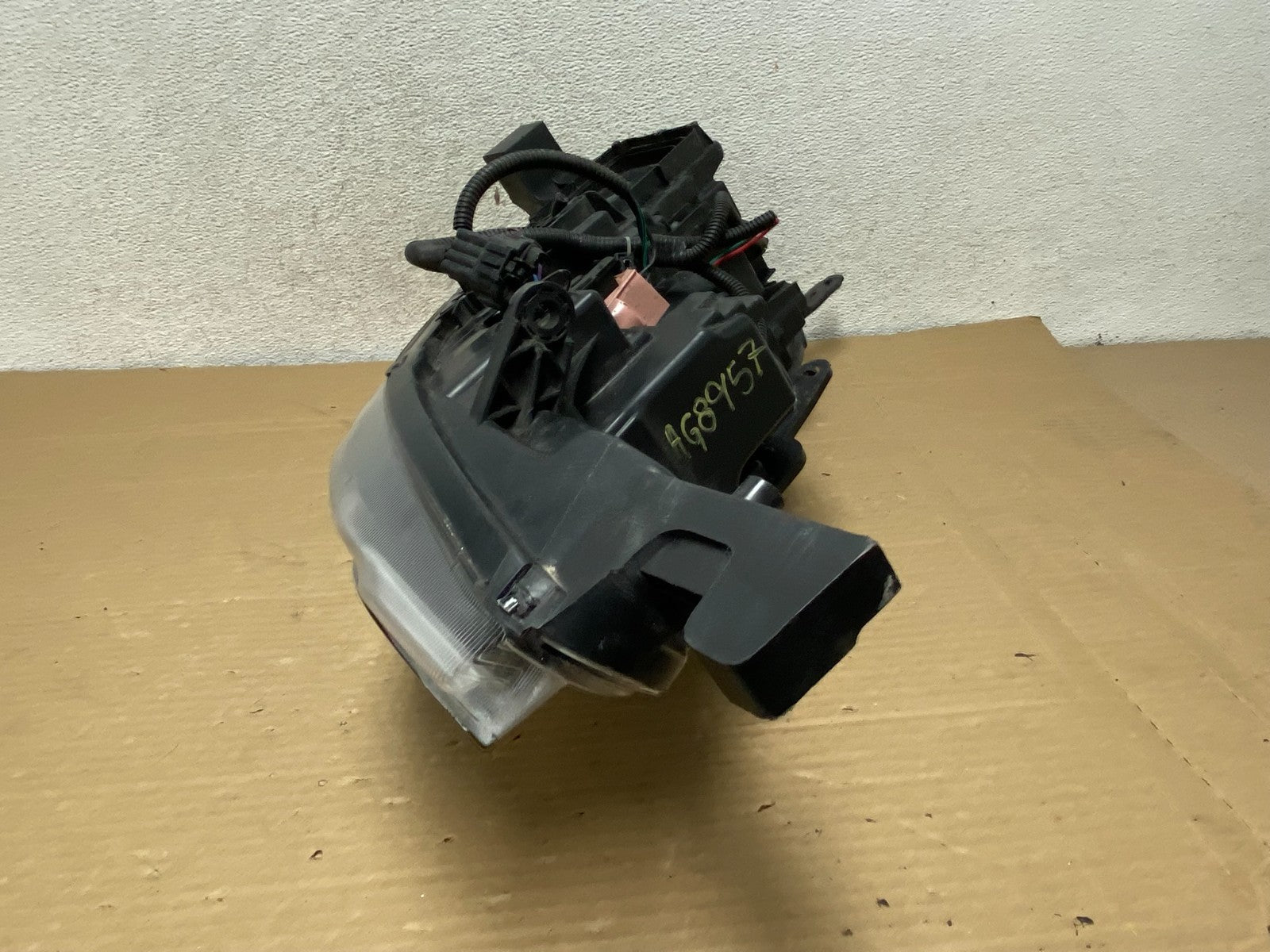 2016 2017 2018 Nissan Sentra Front Left Driver LH Halogen Headlight AG8957 DW7