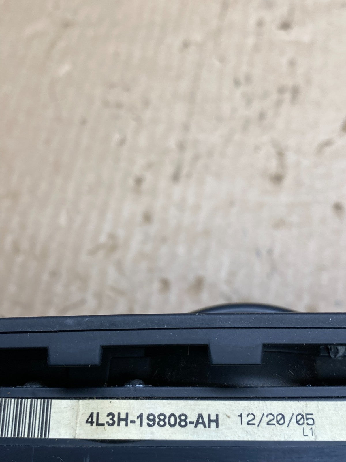 2004 to 2008 Ford F150 Radio Climate Dash Bezel Surround Black AC6543 DG5