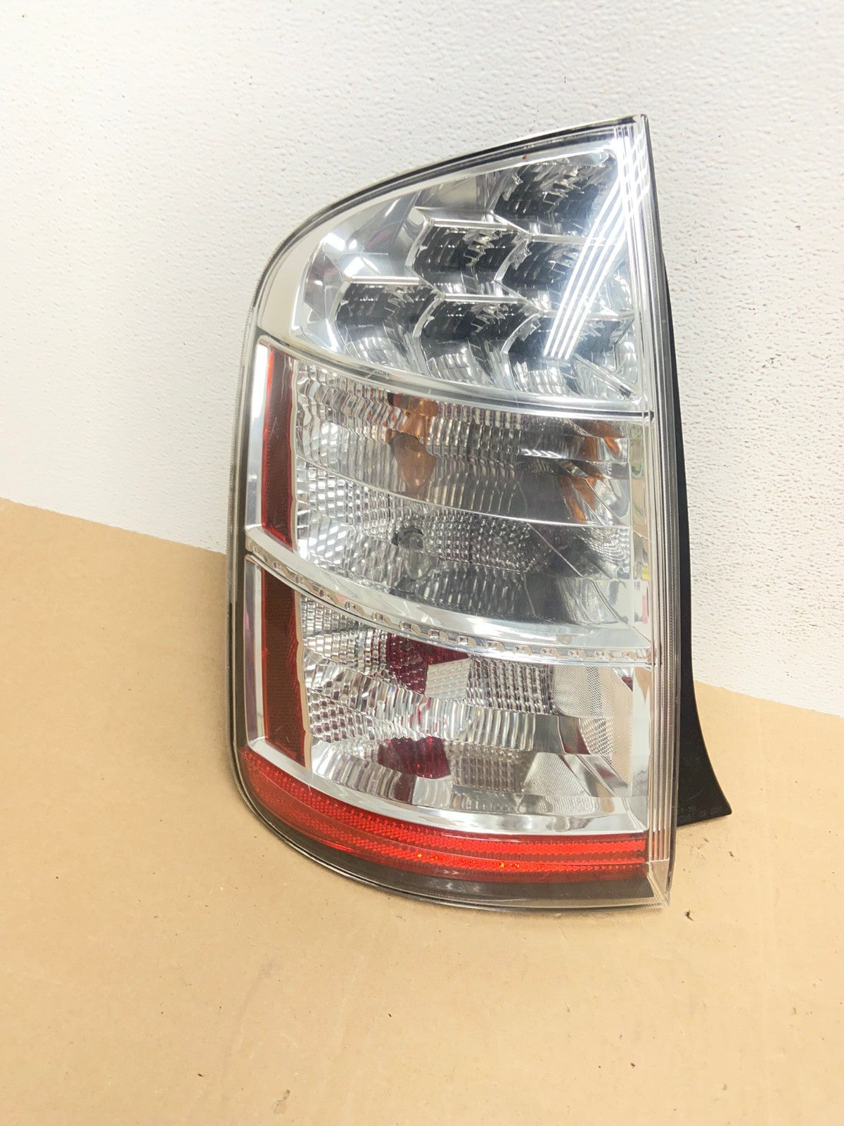 2006 2007 2008 2009 Toyota Prius Tail Light Left Driver LH AE4960 LK0