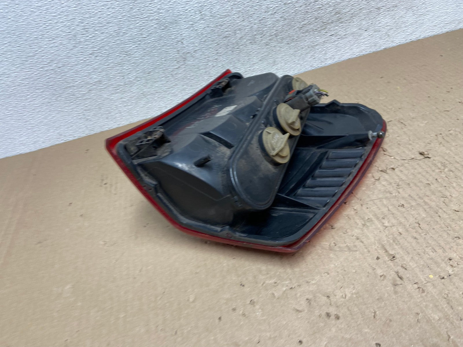 1999 - 2004 Jeep Grand Cherokee WJ Left Driver Lh Tail Light AE9779 LK4