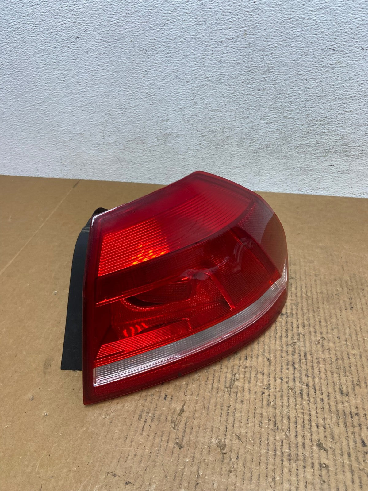 2012 to 2015 Volkswagen Passat Right Passenger Rh Side Tail light DEPO AE0195 LK2