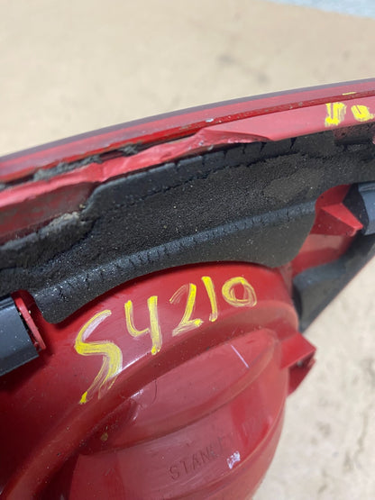 2004 2005 2006 Mazda 3 Sedan Right Passenger Side Tail Light inner OEM S4210 DW8