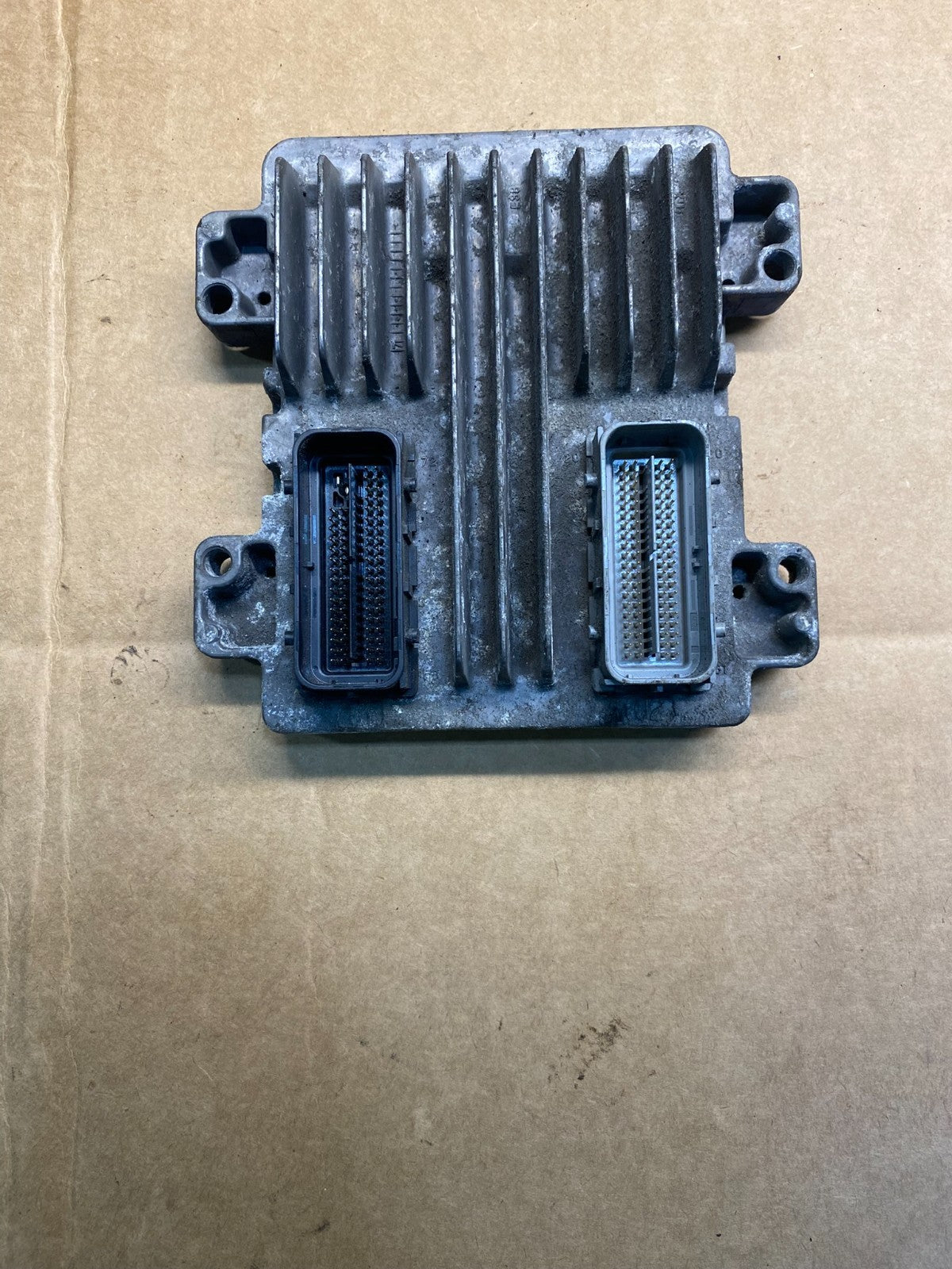 2008 to 2011 Chevrolet GMC Cadillac Engine ECU ECM 12617630 ab3526 DG0