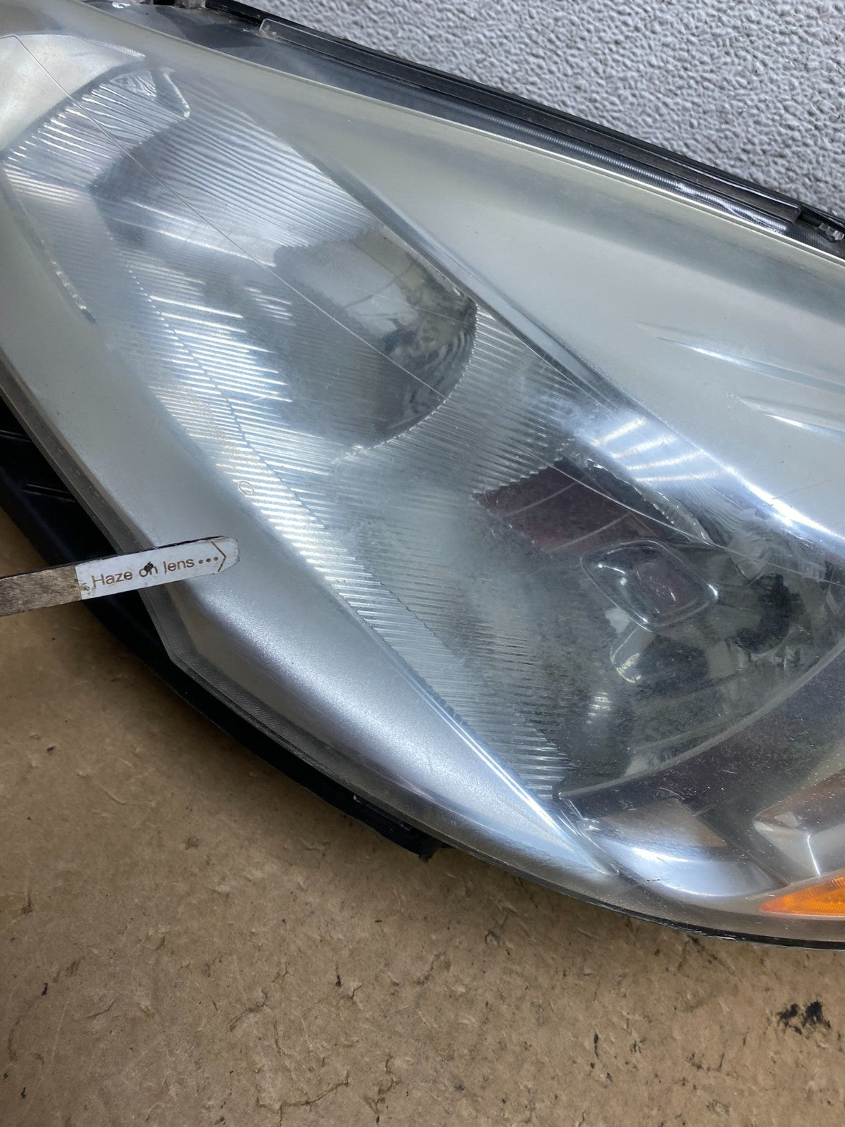 2013 - 2016 Ford Escape Headlight Left Driver Lh Side Halogen AI3591 DW5