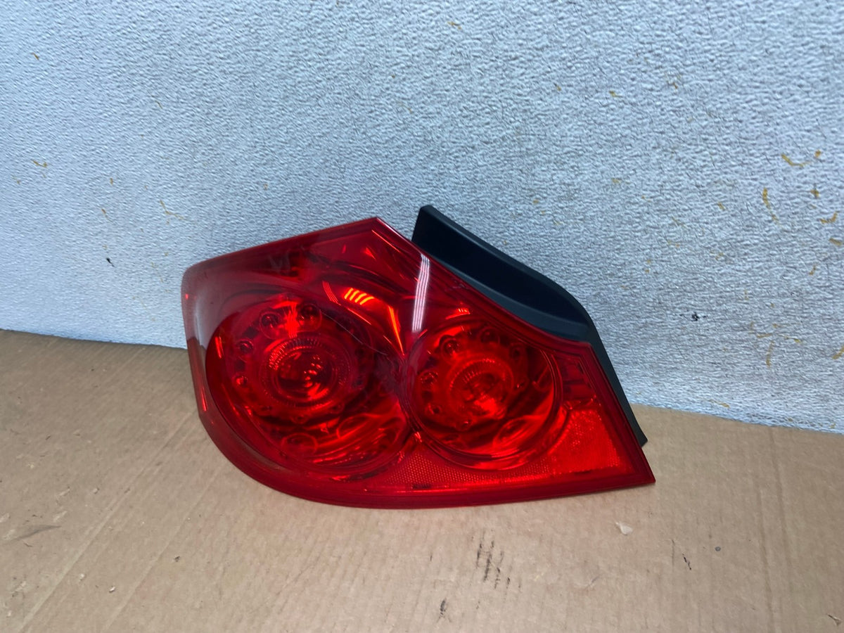 2007 to 2013 Infiniti G35 G37 Sedan Left Driver LH Side Tail Light AI8440 LK1