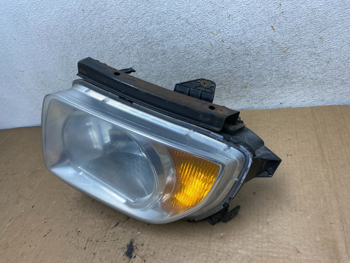 2003 to 2006 Honda Element Left Driver Lh Side Headlight AI9149 DW1