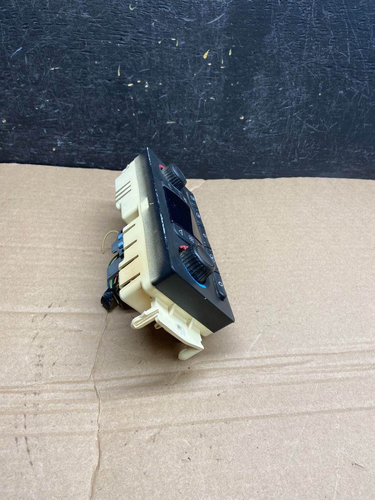 2003 to 2006 Chevrolet Silverado HVAC Heater Climate Control Module AF1837 DG1