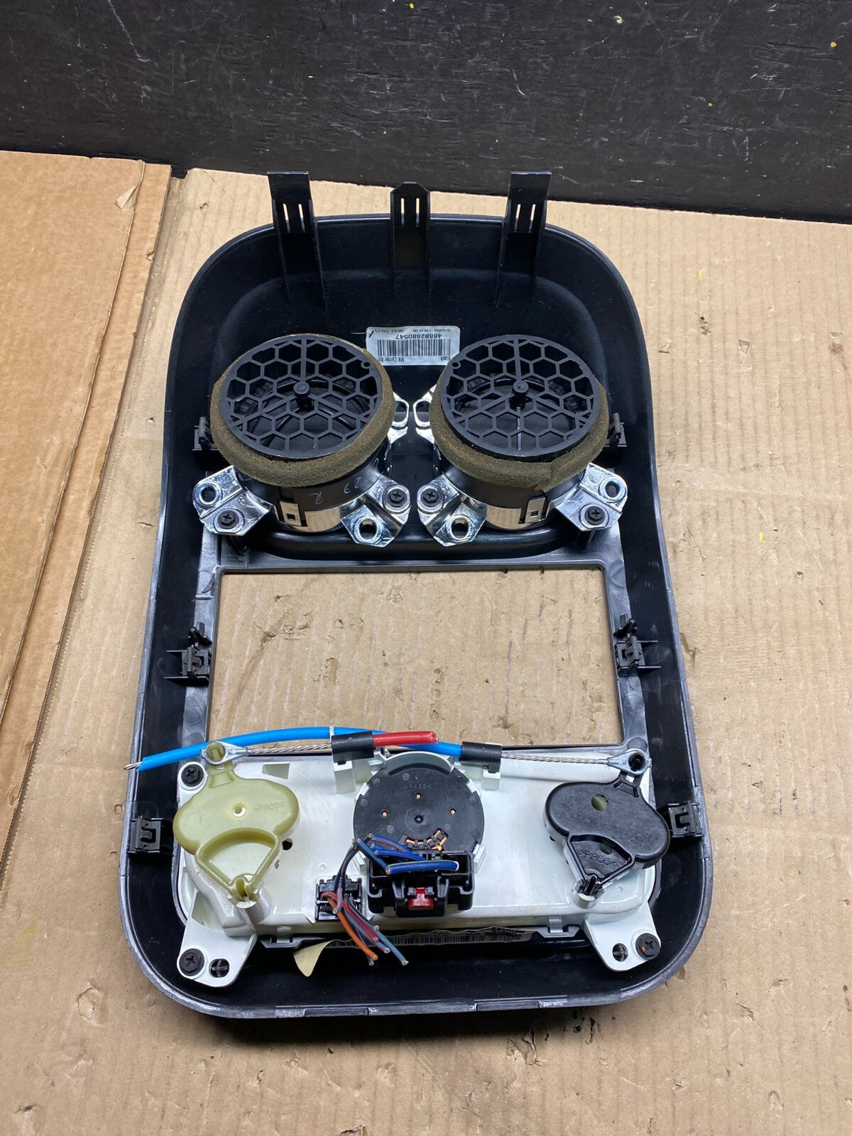 2007 to 2010 Jeep Patriot Dash Climate Temperature Control Radio Bezel OEM L06305