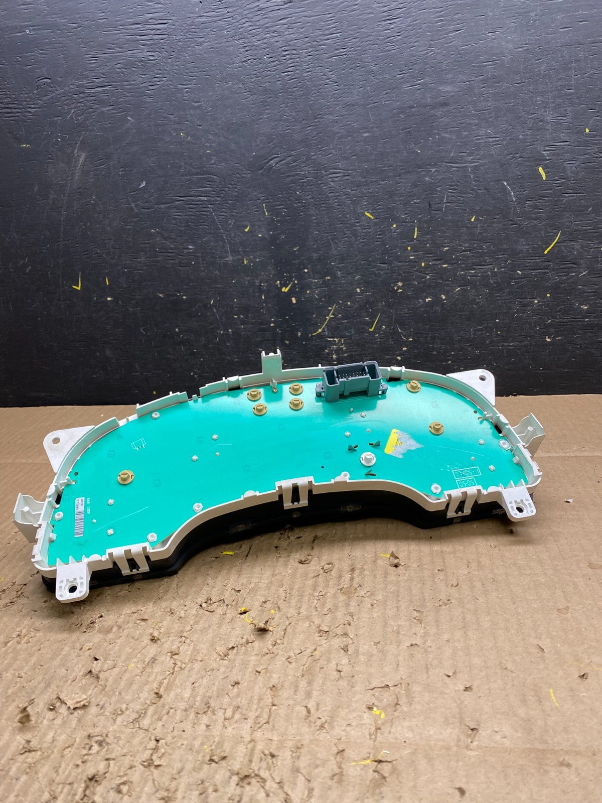 2005 2006 Chevrolet Equinox Cluster Gauge Speedometer ECM V1666 DG5