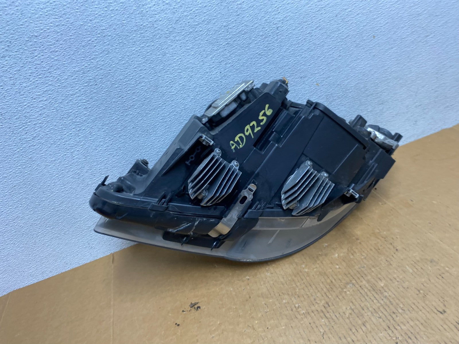 2011-2013 BMW 5 Series F10 Right Passenger Xenon HID AFS Headlight AD9256 DW10
