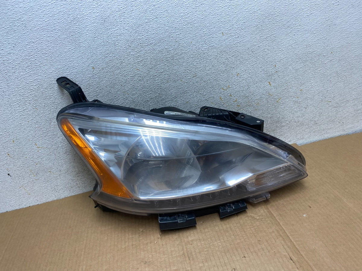 2013 - 2015 Nissan Sentra W/LED Halogen Right Passenger Headlight TYC AI5739 DW0