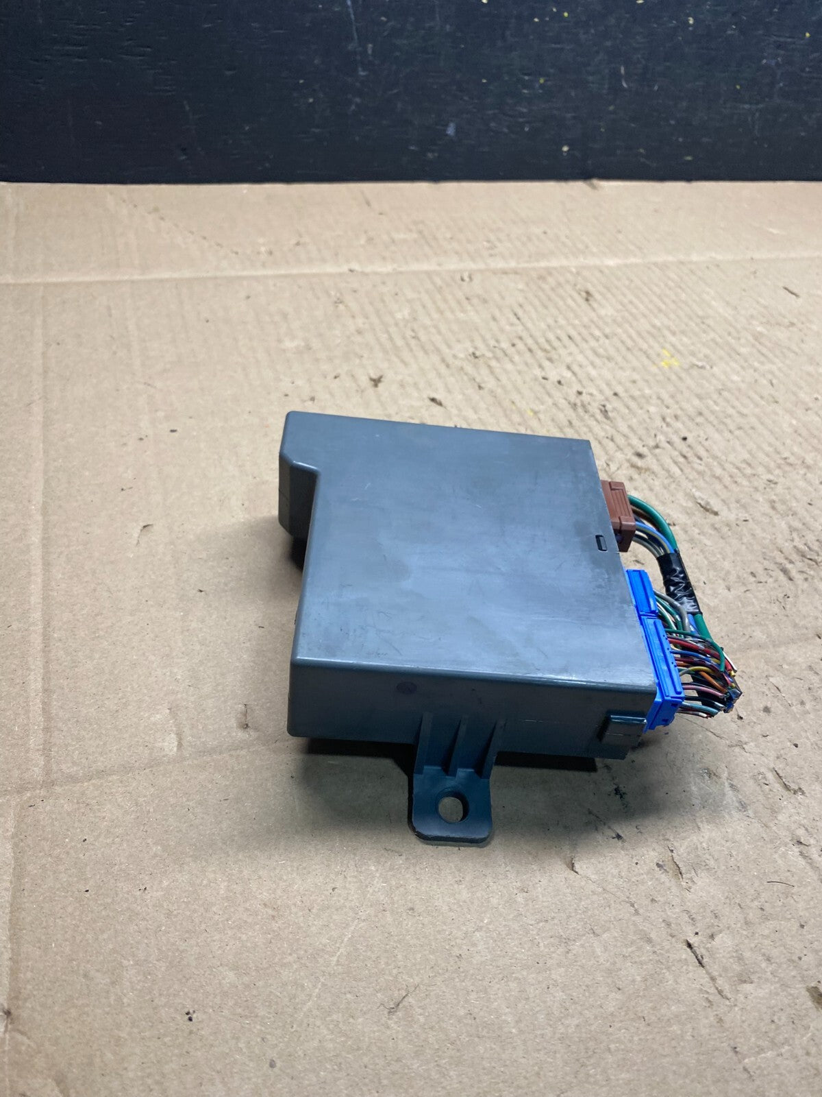 2008 - 2010 Honda Odyssey Rear Left Driver LH Sliding Door Module M6476 DG2