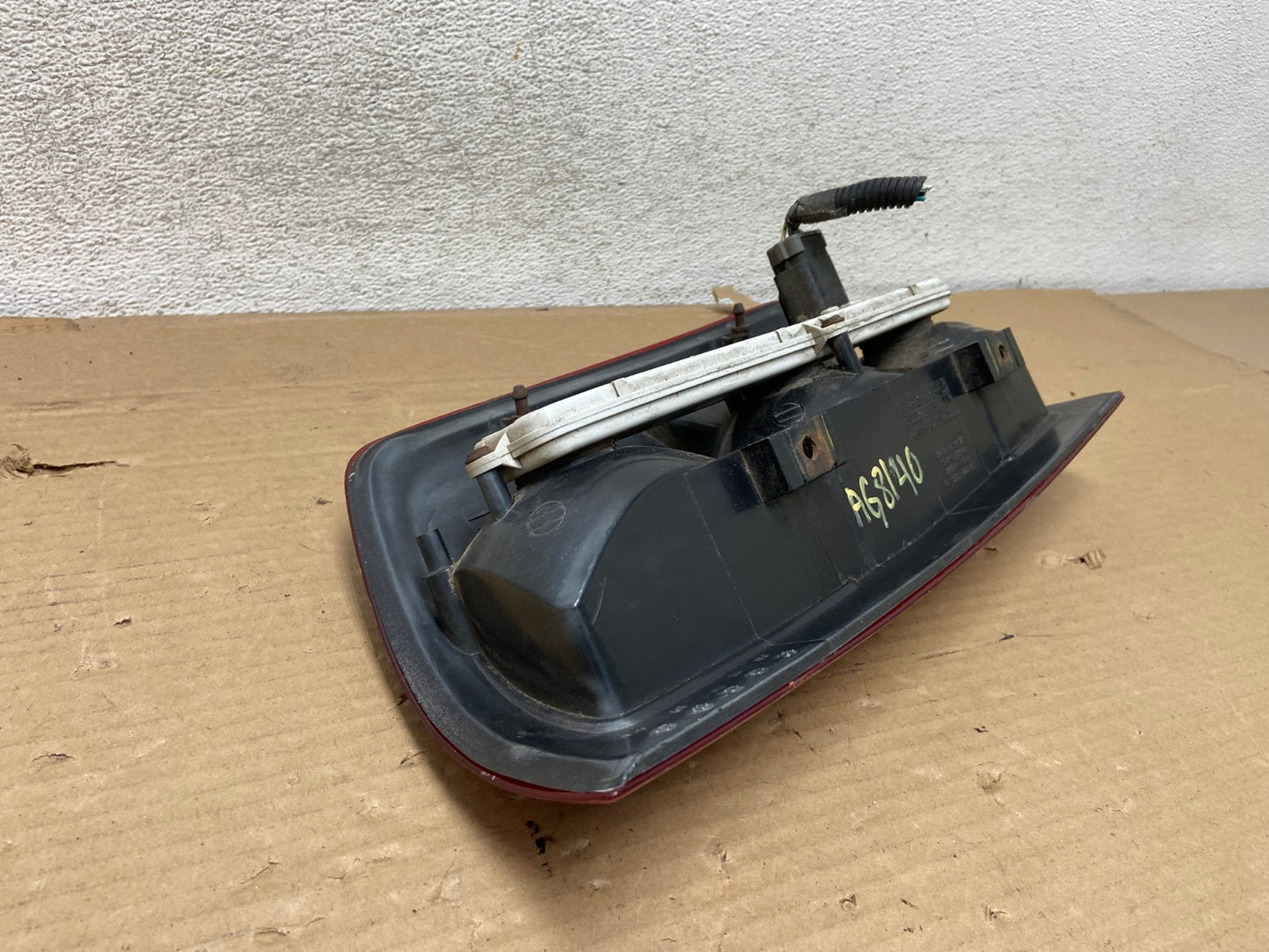 2002 to 2006 Dodge Ram 1500 Left Driver side Tail Light AG8140 LK5