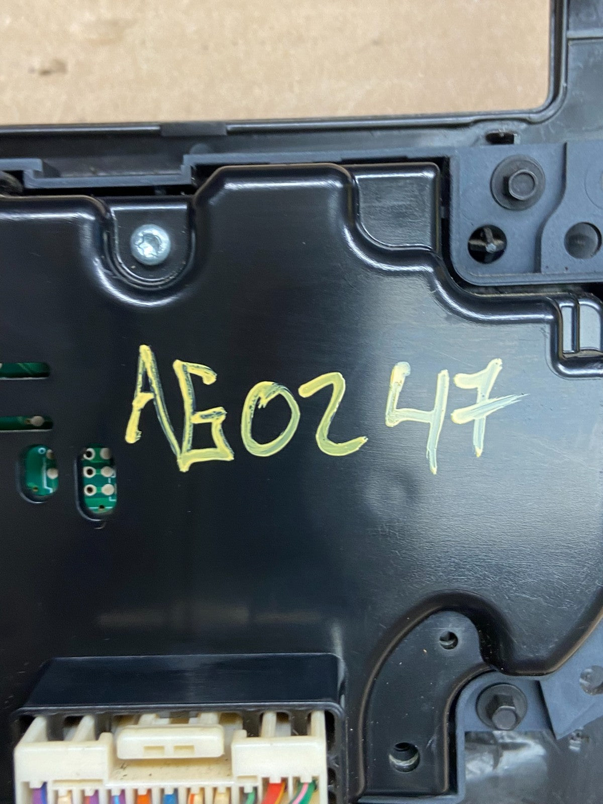 2005 to 2007 Chrysler 300 Dash Heater A/C Climate Control Radio Panel AG0247 DG7