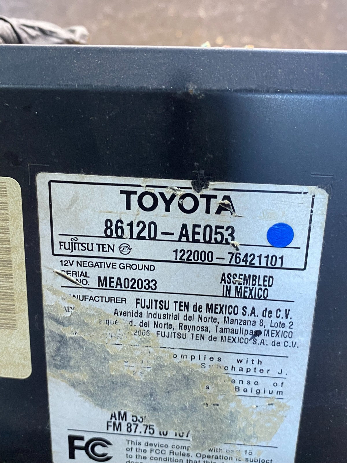 2006 to 2008 Toyota Sienna AM FM CD WMA Mp3 Radio Receiver AH5042 DG7