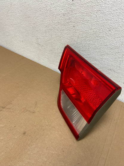 2011-2013 Jeep Grand Cherokee Right Passenger Rh Inner Tail Light AC5612 LK1