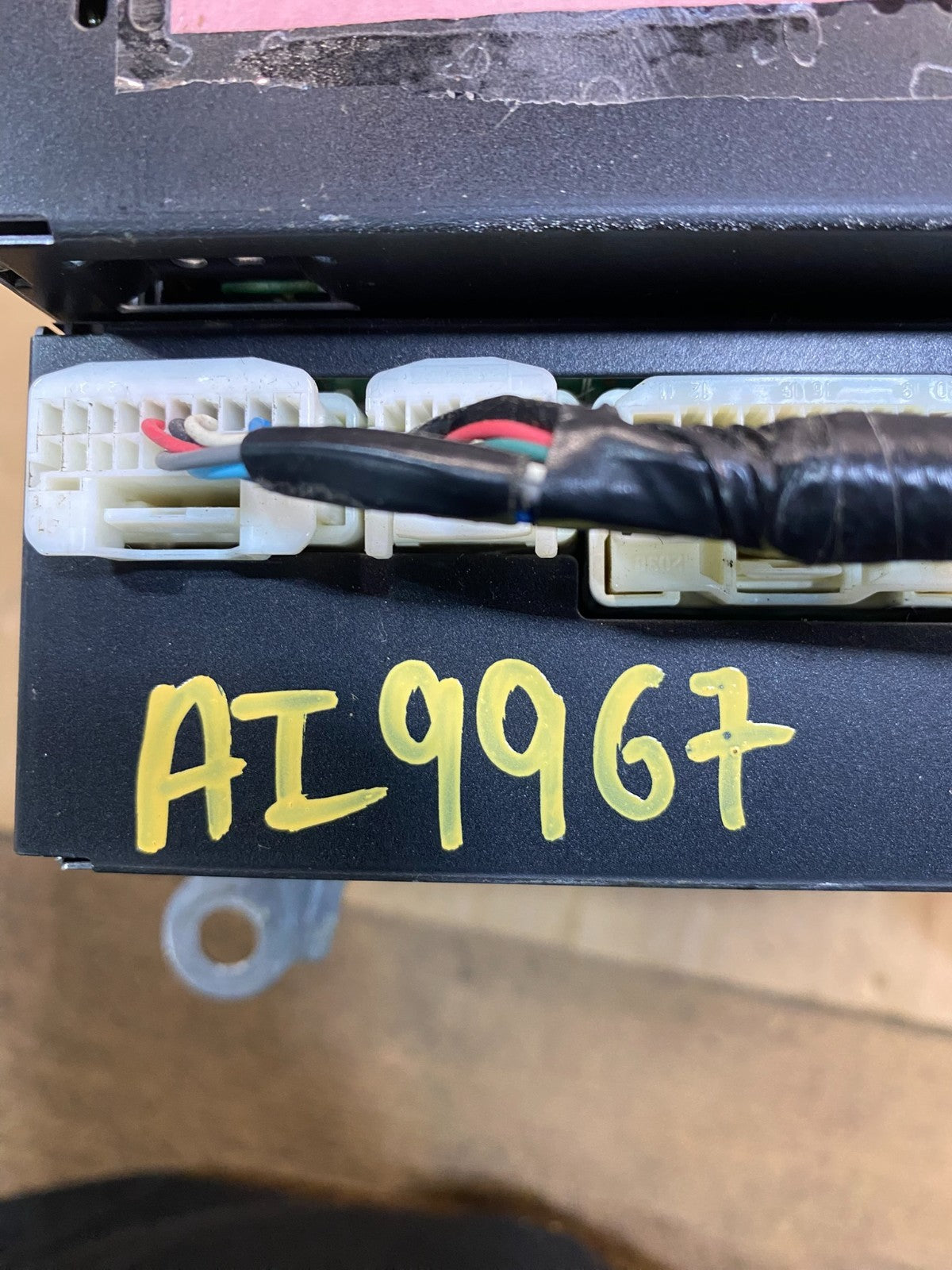 2006 to 2009 Lexus IS250 Screen Radio AM-FM CD Tuner Head Unit AI9967 DW7