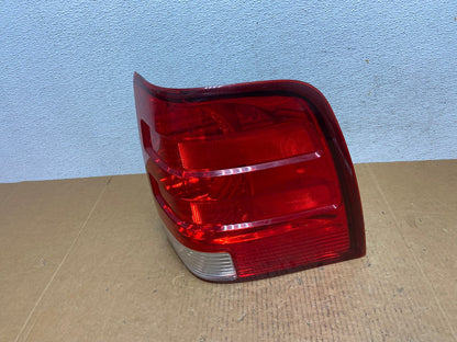 2003 2004 2005 2006 Ford Expedition Right Passenger Rh Tail light AE0681 LK1