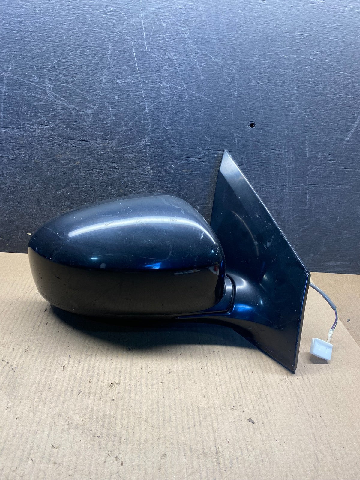 2009 to 2014 Nissan Murano Right Passenger Side View Door Mirror AH4558 DW0