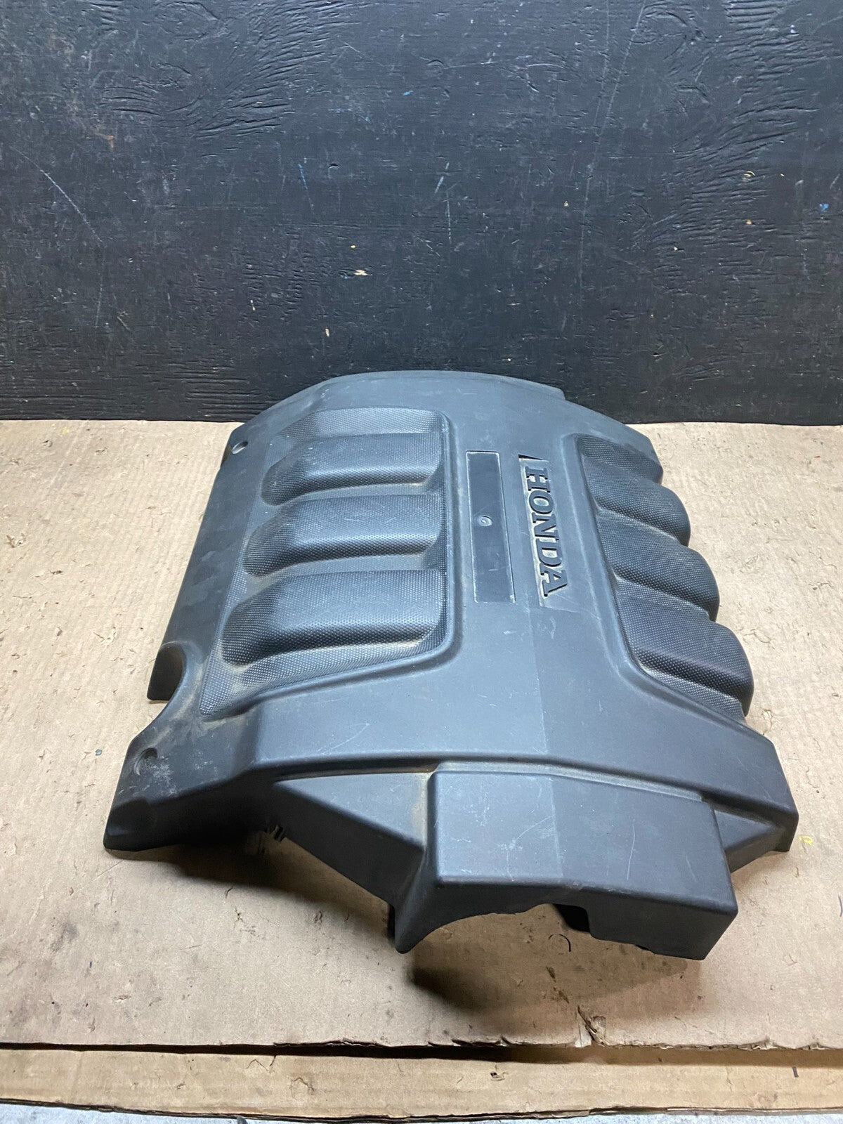 2005 to 2007 Honda Odyssey Black Engine Cover OEM j1269 DG3
