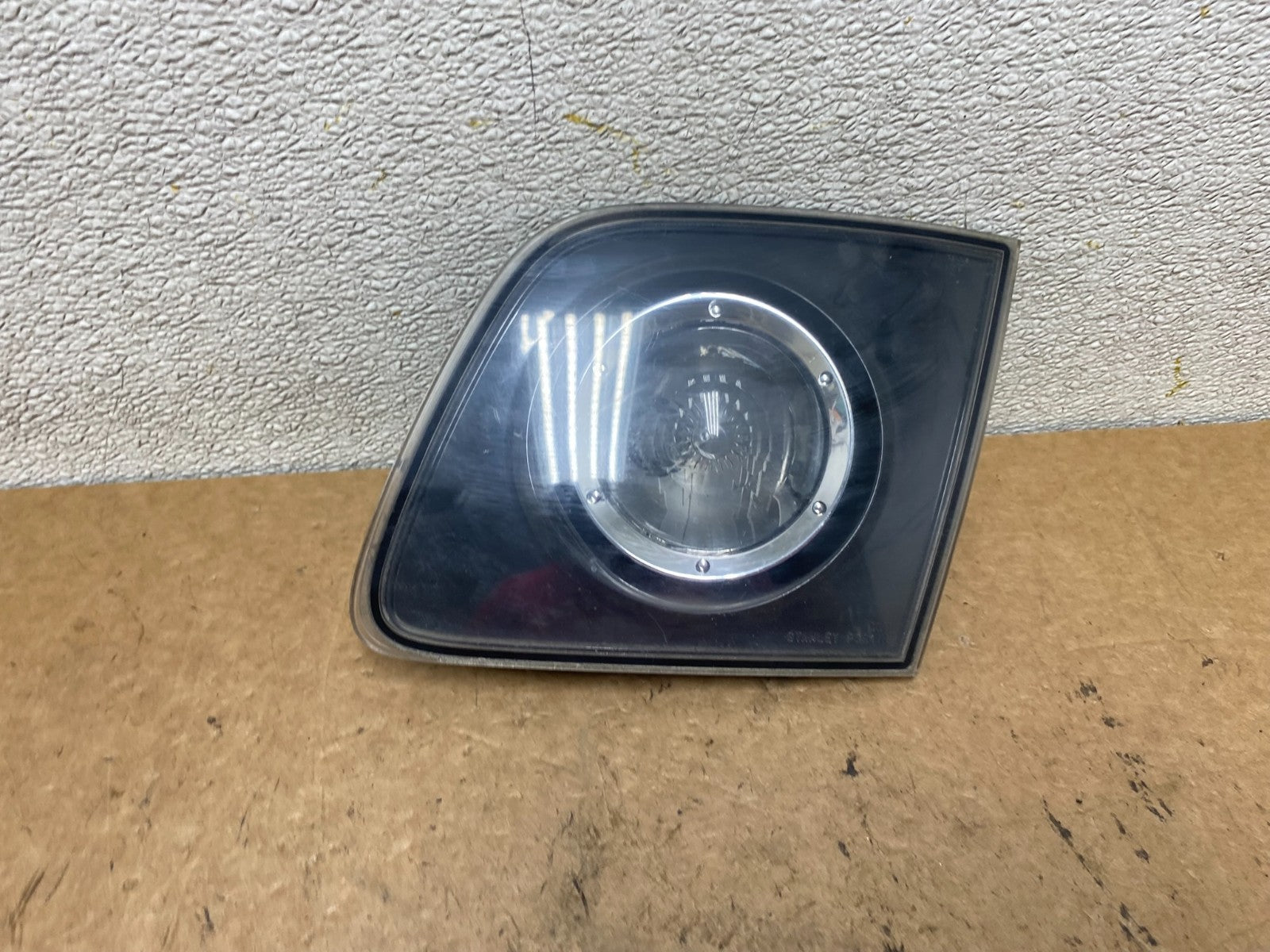 2004 - 2009 Mazda 3 Sedan Right Passenger Rh Side Tail Light inner OEM S7719 DW0