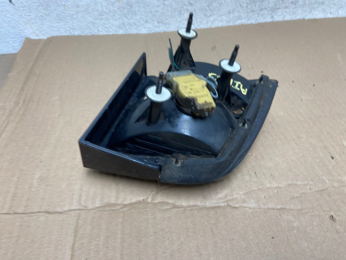 1991 - 1994 Chevrolet Cavalier Right Passenger RH Side Tail Light AI1165 LK4