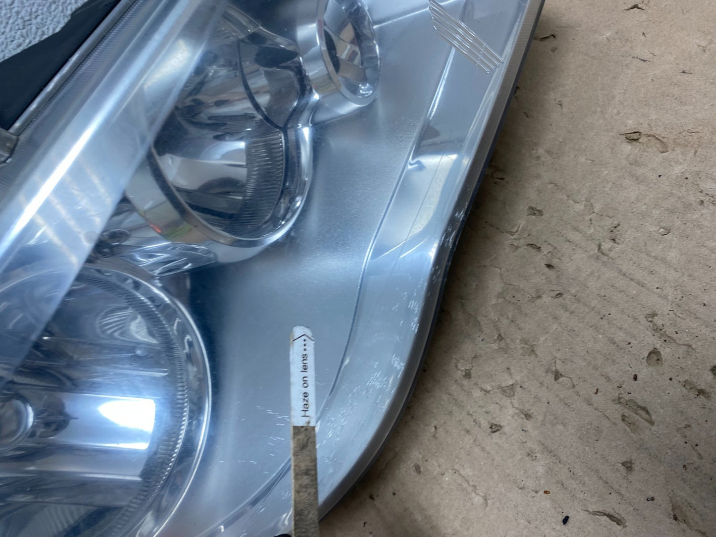 2011 to 2016 Chrysler Town and Country Right Passenger Headlight AG6776 DW5