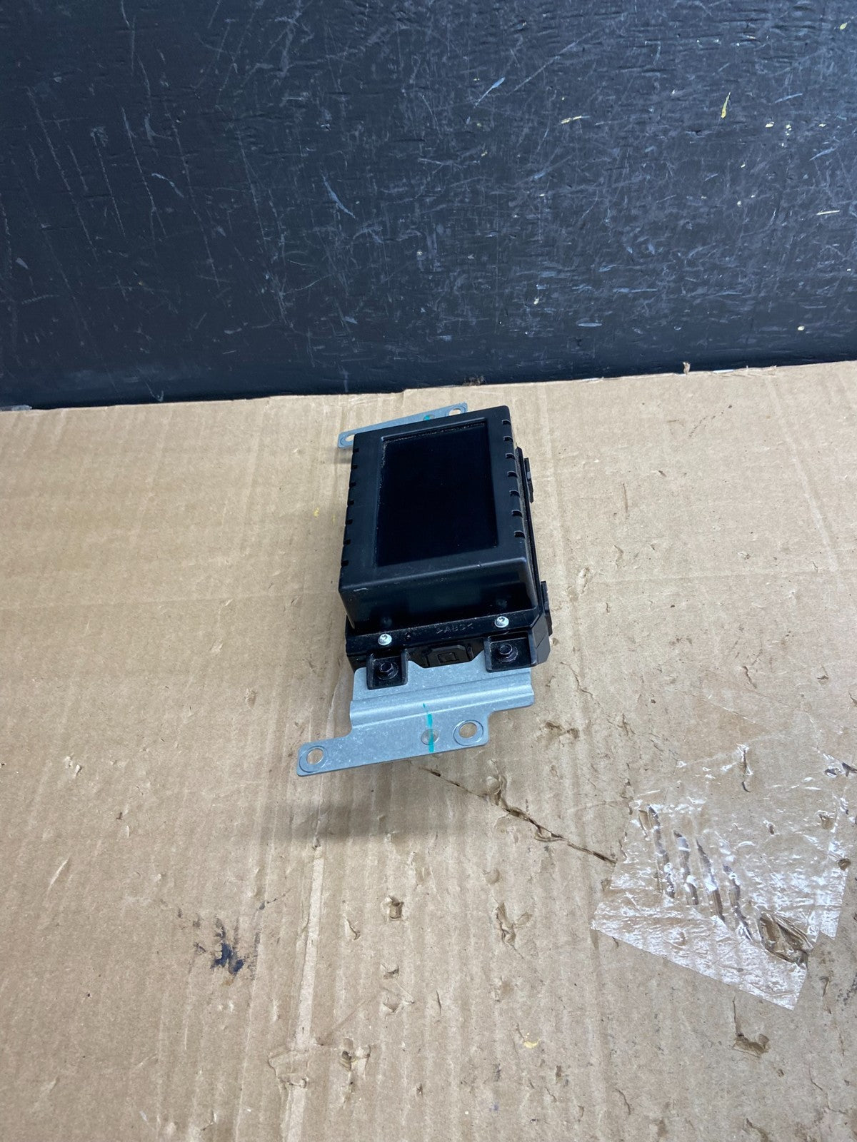 2011 to 2015 Ford Explorer 4.2" Radio Information Display Screen ae1810 DG1