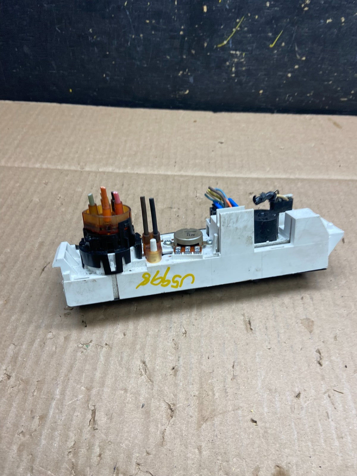 2001 - 2007 GMC Chevrolet Astro Express Climate Control A/C U5998 PS5