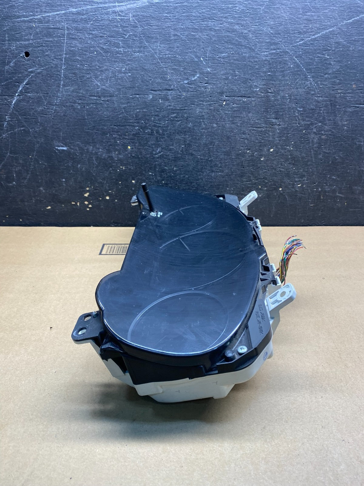 2005 to 2006 Toyota Sienna Speedometer Cluster Gauge W4062 DG2