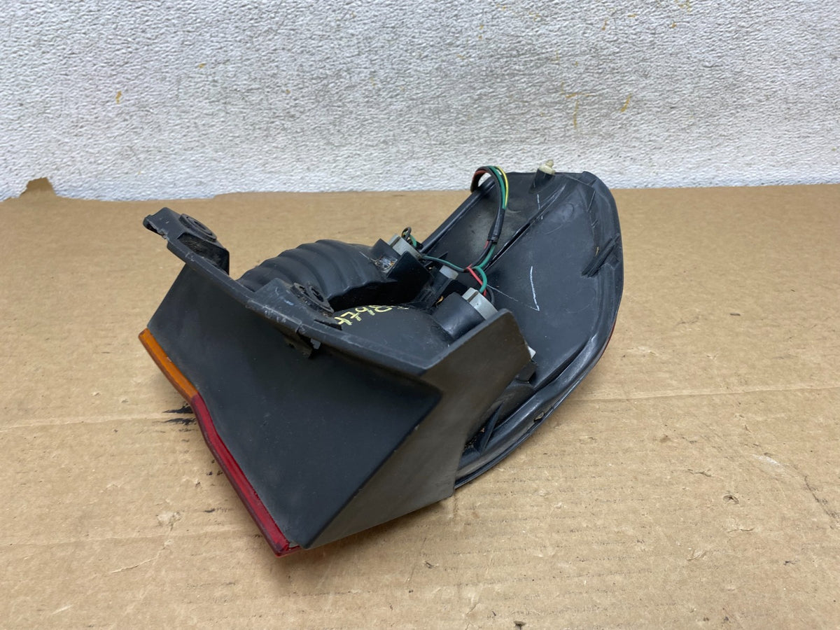 2002 2003 2004 Honda Odyssey Right Passenger Side Tail Light AH7983 LK3
