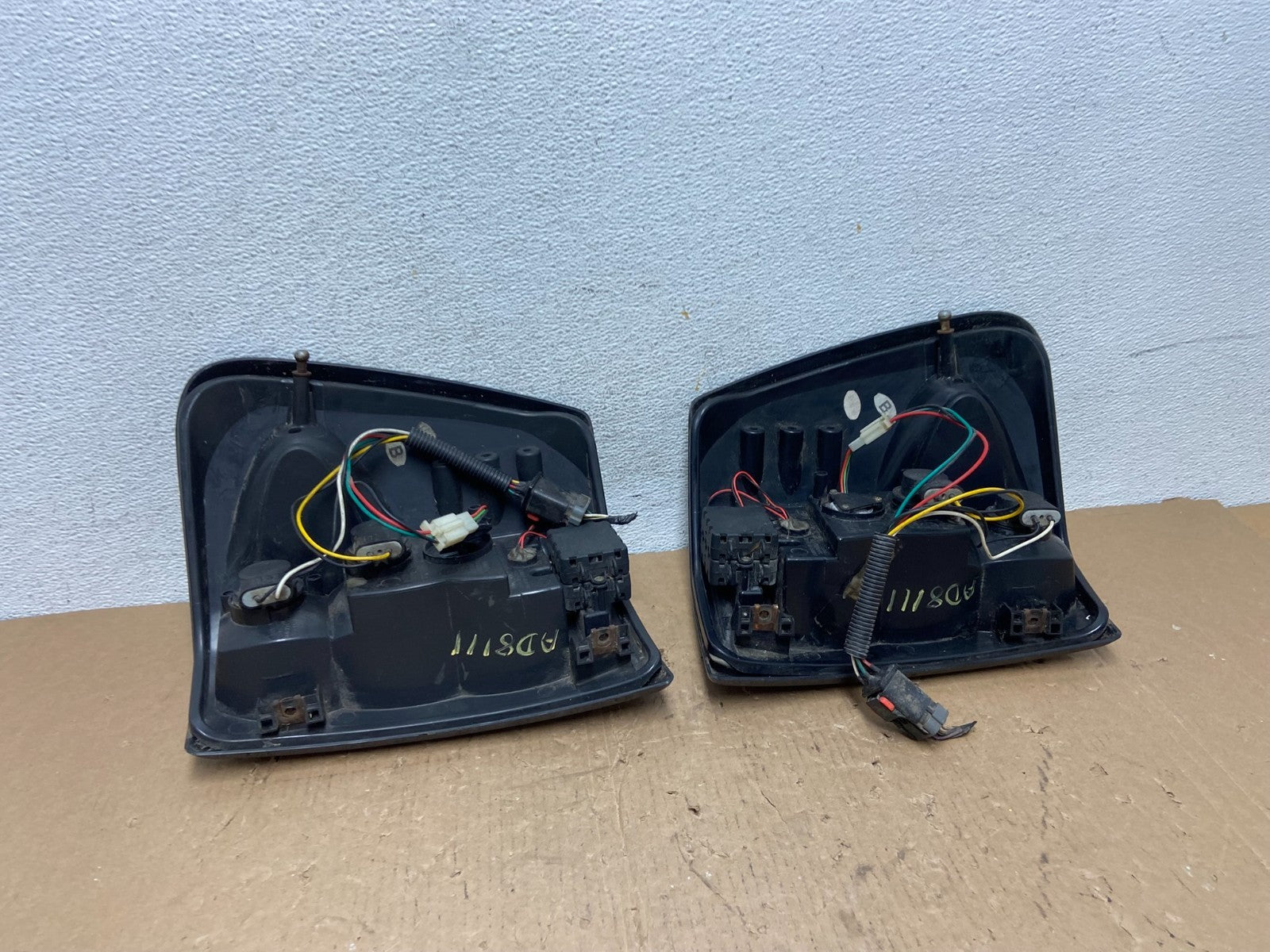 1999-2004 Jeep Grand Cherokee Left + Right Set Smoke LED Tail Lights AD8111 DG6