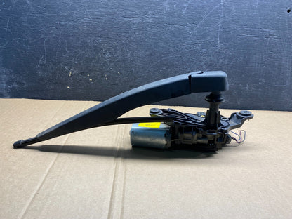 2011 to 2019 Ford Explorer Rear Windshield Wiper Motor AG3655 DG3