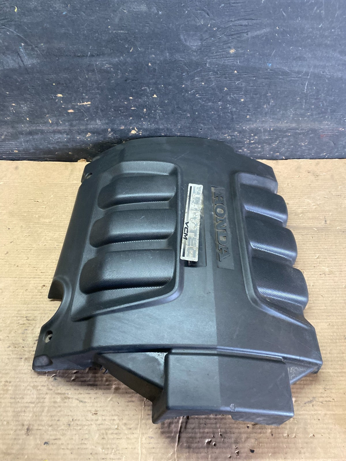 2005 to 2007 Honda Odyssey Black Engine Cover OEM R5094 DG2