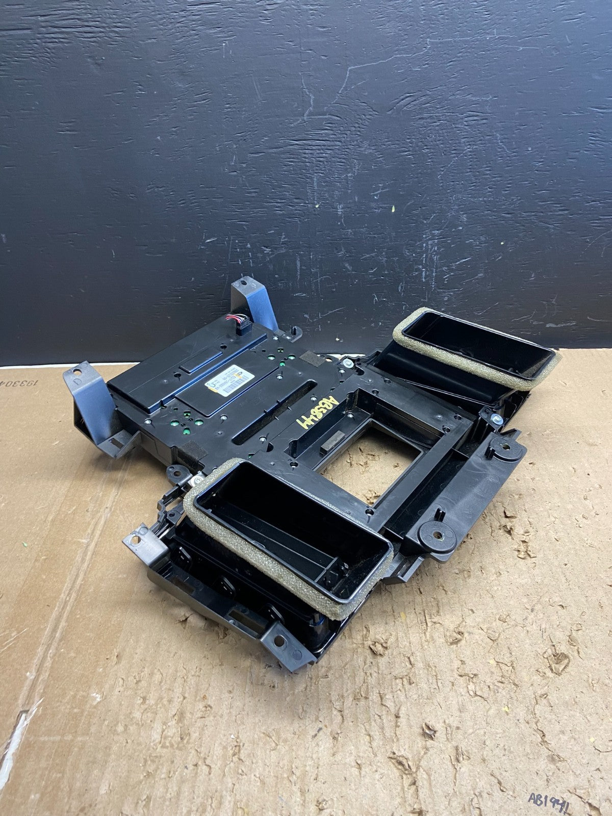 2014-2018 Ford Taurus Front Center Console Climate Radio Control Panel ab5844 DG4