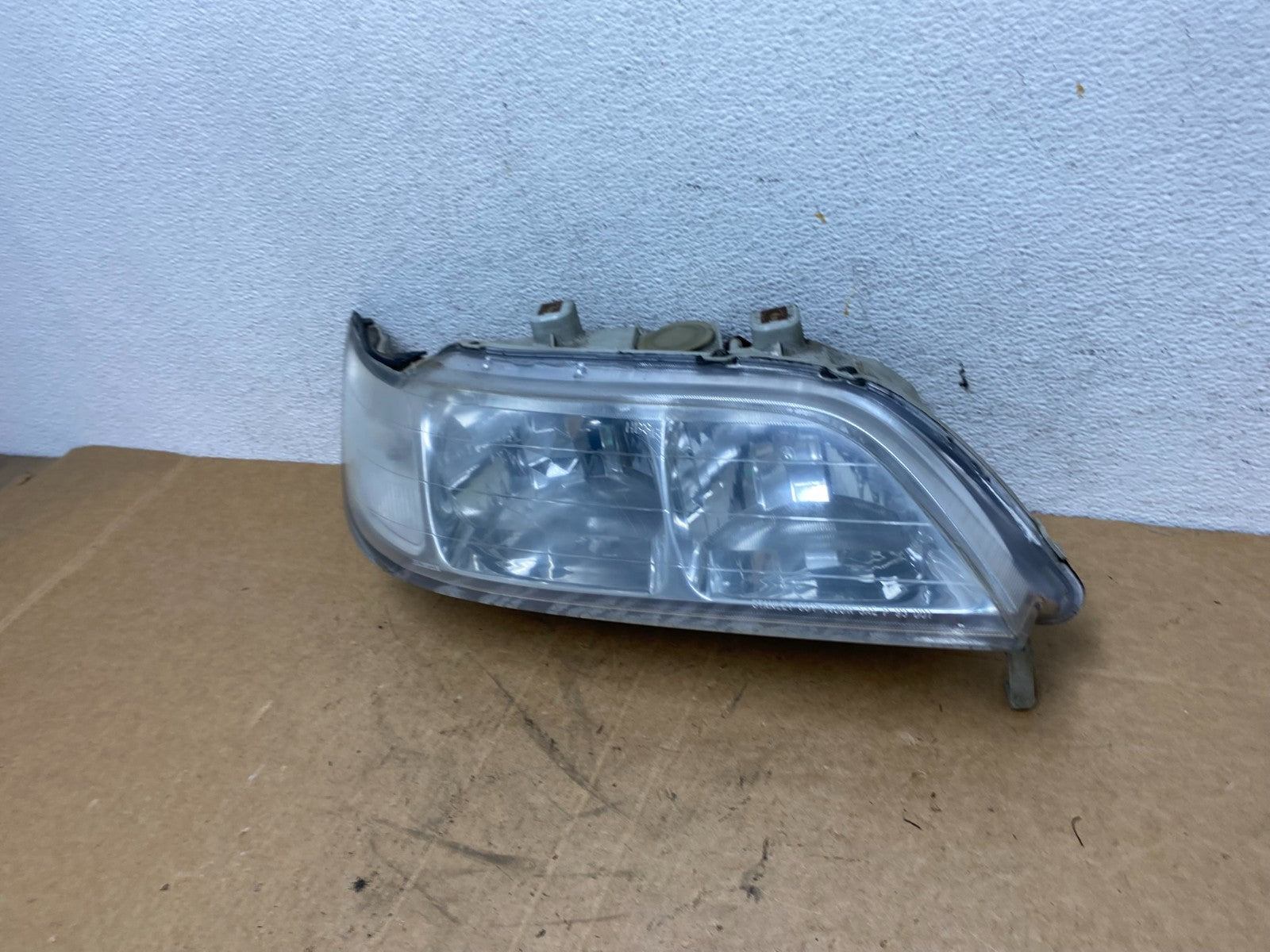 1997 to 1999 Acura CL Right Passenger Side Headlights AD3671 DG1