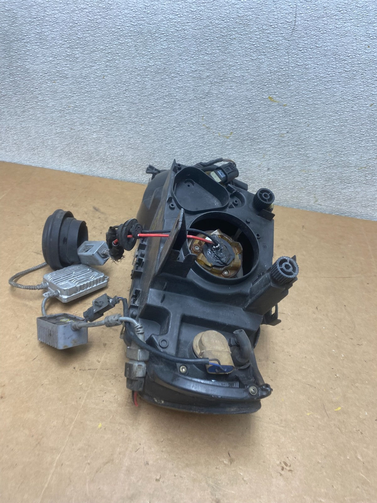 Halogen 2000 - 2003 Bmw X5 E53 Headlight Right Passenger Rh Side OEM X5399 DW10