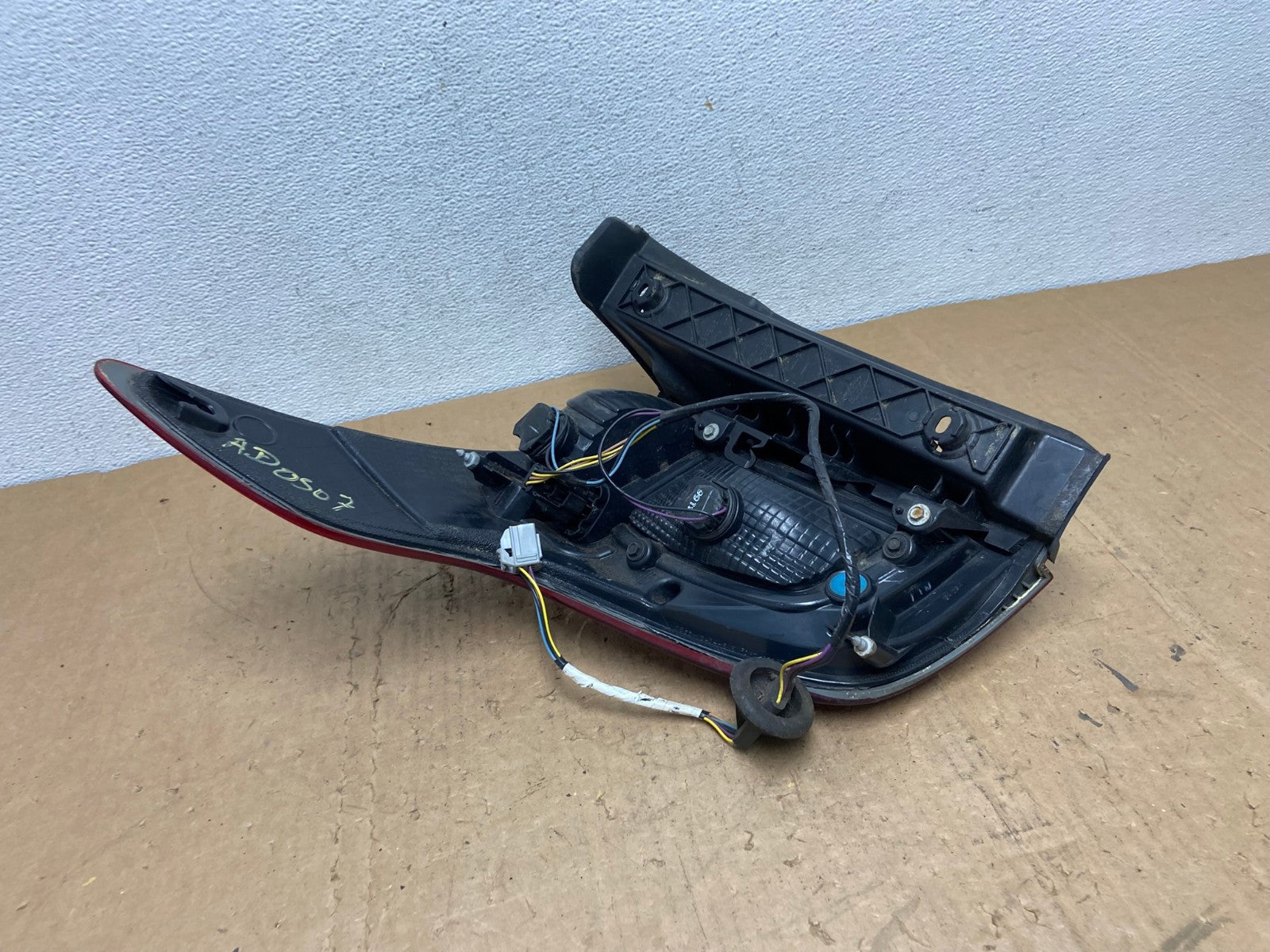 2011-2015 Ford Explorer Police Package Right Passenger Side Tail light AD0507 LK5