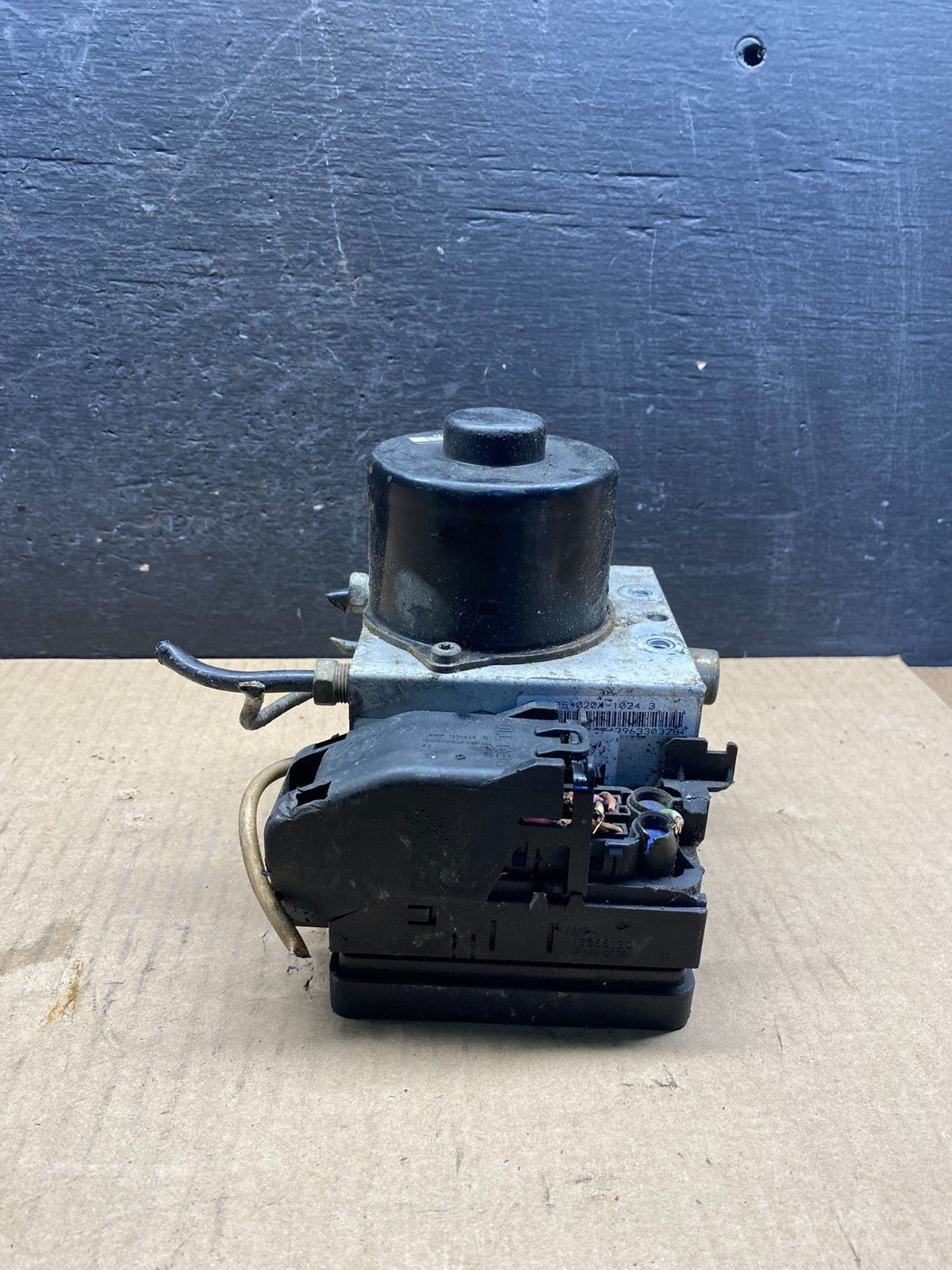 2003 2004 Ford Expedition ABS Anti Lock Brake Pump Module AG9758 DG5