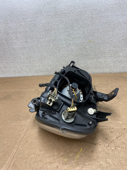2002-2005 Mercedes ML ML350 ML500 Right Passenger RH Halogen Headlight Y6016 DW7