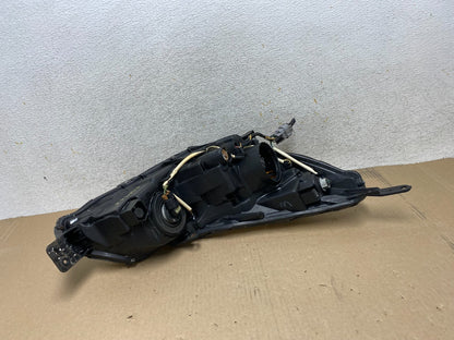 2010 2011 2012 Subaru Legacy Outback Left Driver Halogen Headlight AJ1966 DW5