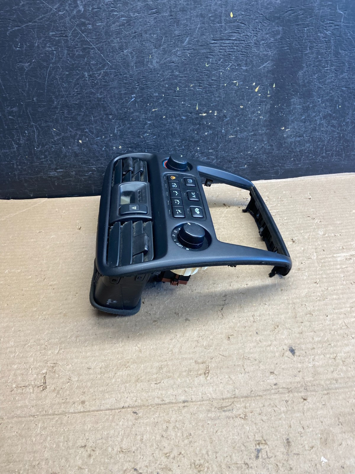 1998 to 2002 Honda Accord Climate Control Switch Panel AH5157 DG1