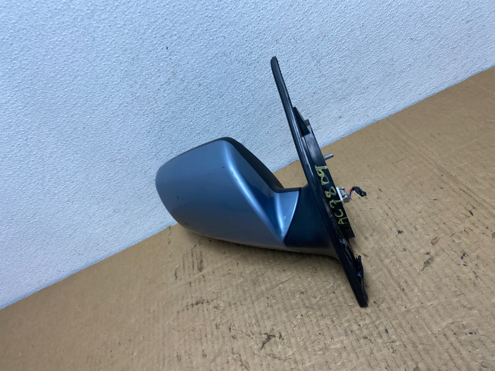 2007-2010 Hyundai Entourage Sedona Right Passenger Side Door Mirror AC7809 DW1