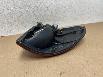 2004 to 2007 Dodge Grand Caravan Left Driver Lh Tail Light AG7938 LK5